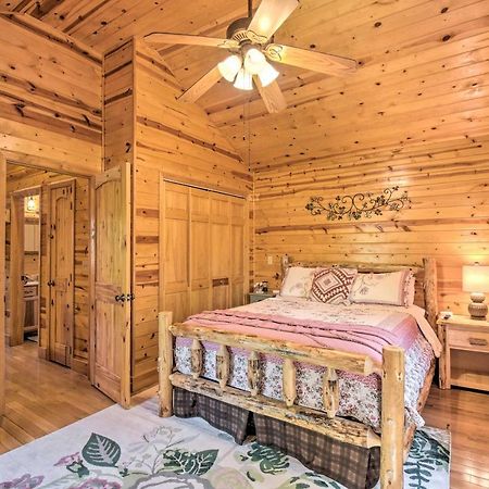 Cozy Hiawassee Cabin With Fire Pit And Mtn Views! מראה חיצוני תמונה