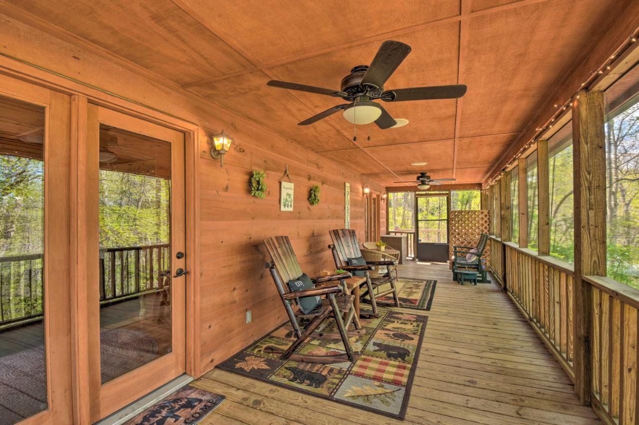 Cozy Hiawassee Cabin With Fire Pit And Mtn Views! מראה חיצוני תמונה