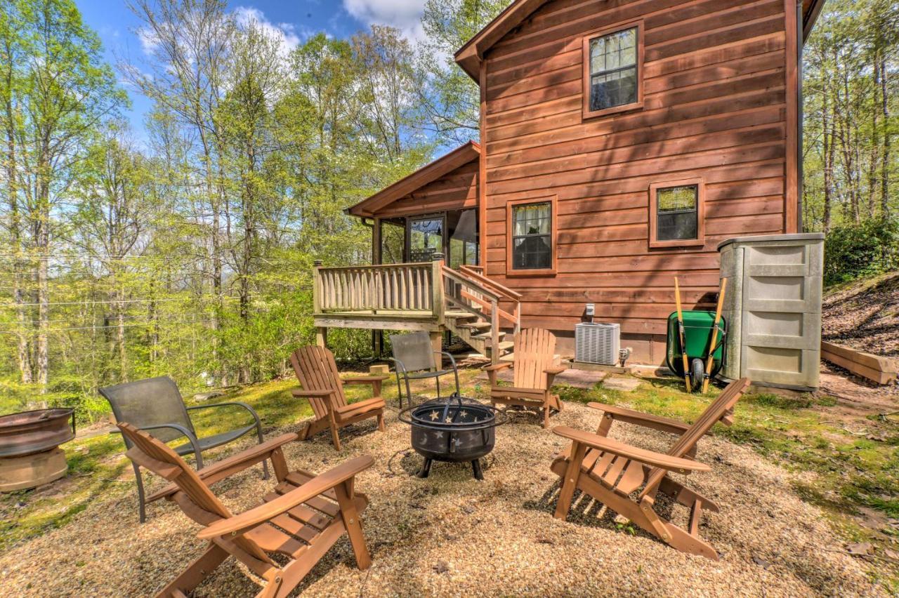 Cozy Hiawassee Cabin With Fire Pit And Mtn Views! מראה חיצוני תמונה