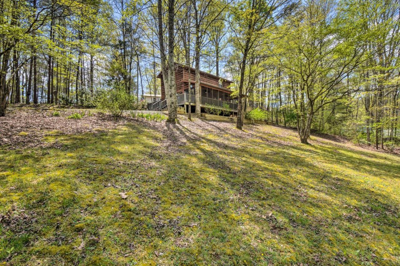 Cozy Hiawassee Cabin With Fire Pit And Mtn Views! מראה חיצוני תמונה