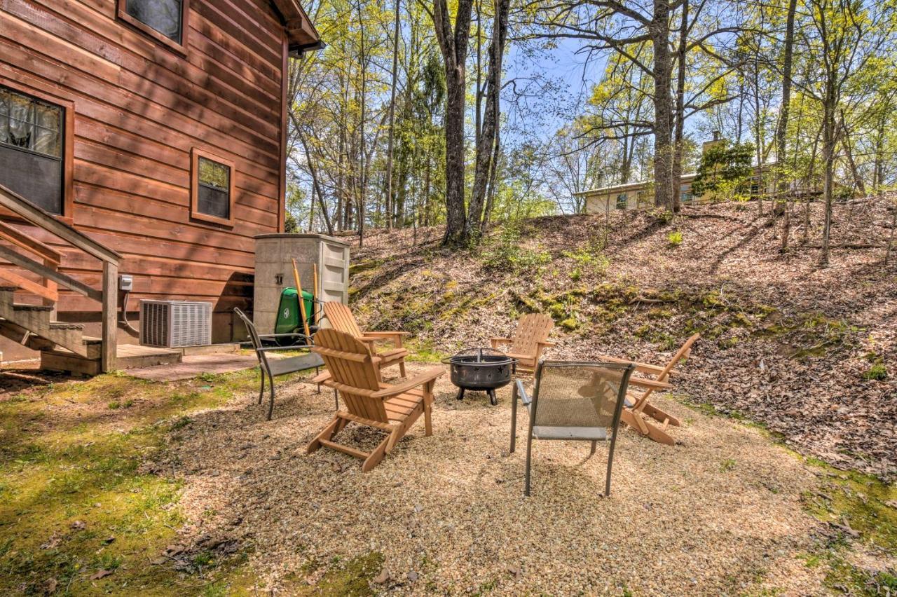 Cozy Hiawassee Cabin With Fire Pit And Mtn Views! מראה חיצוני תמונה