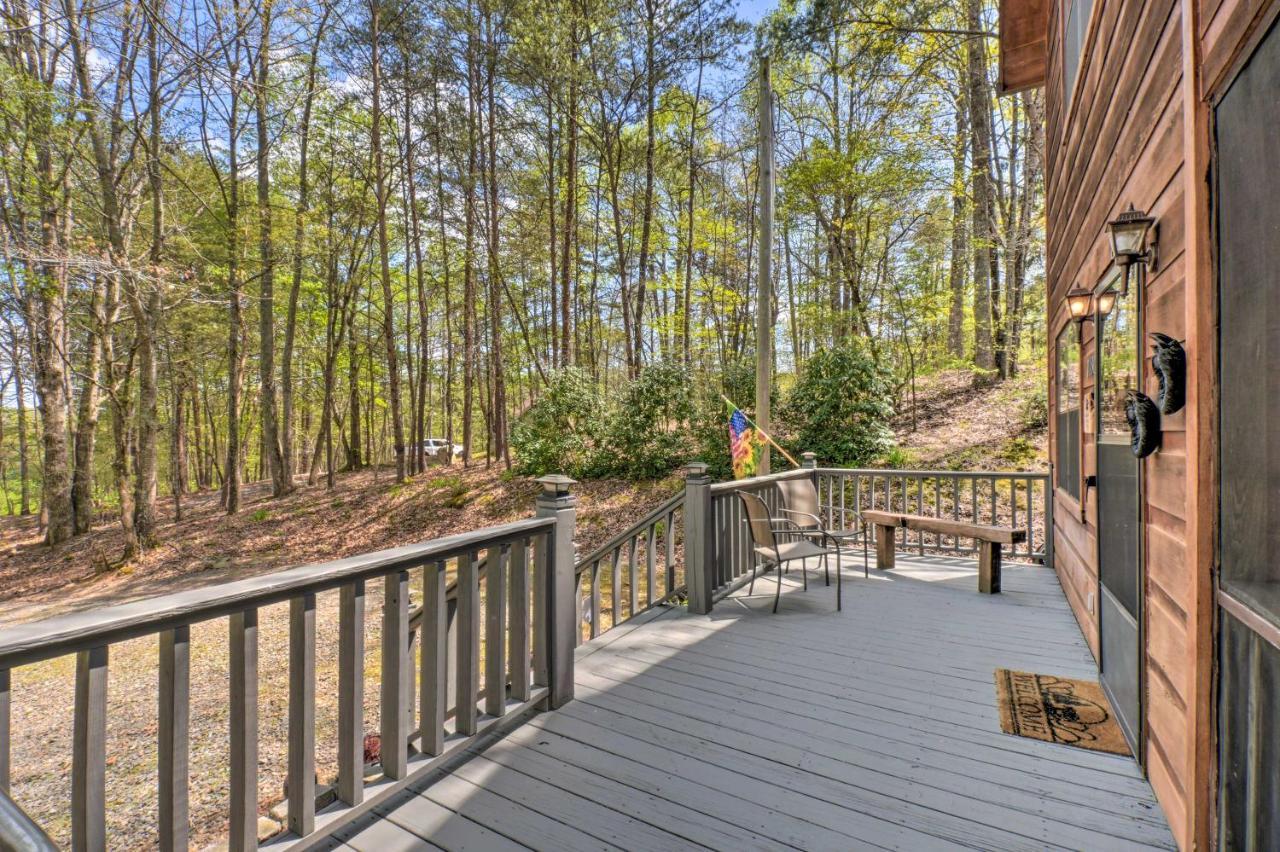 Cozy Hiawassee Cabin With Fire Pit And Mtn Views! מראה חיצוני תמונה